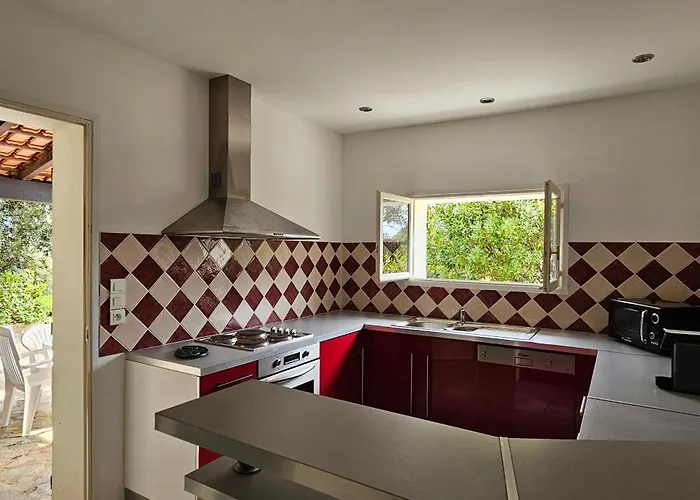 Apartamento Rez-de-villa T4, Idyllique Et Independant