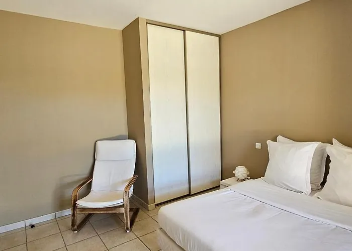 Rez-de-villa T4, Idyllique Et Independant Apartamento *