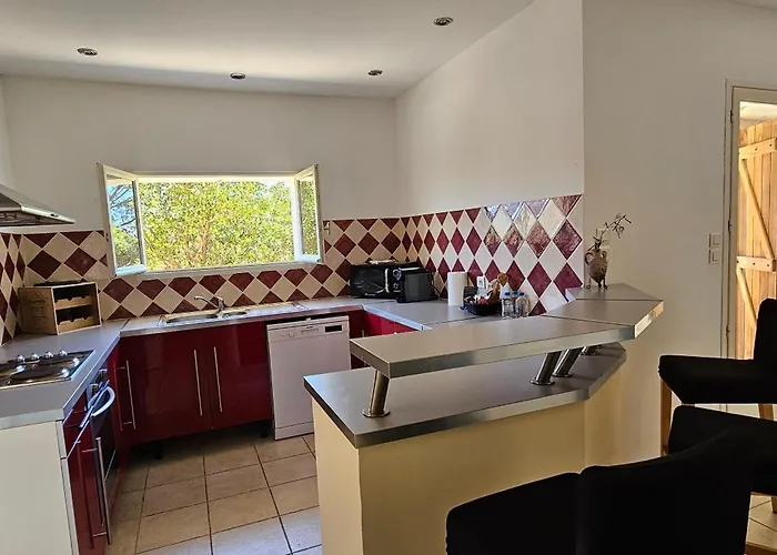 Rez-de-villa T4, Idyllique Et Independant * Olmeto (Corsica)