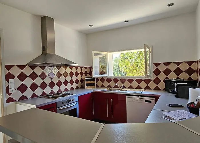 Apartamento Rez-de-villa T4, Idyllique Et Independant